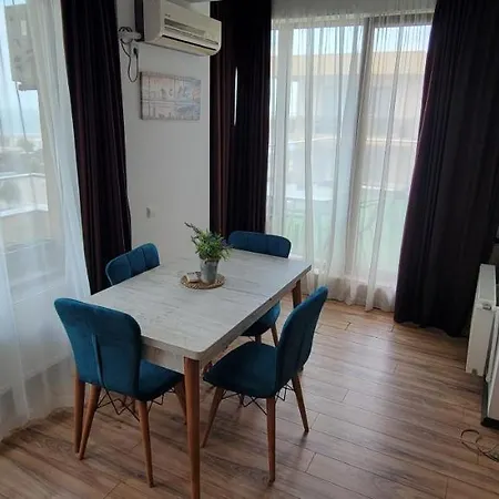 Apartment Ionut Summerland *