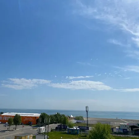 Ionut Summerland Mamaia
