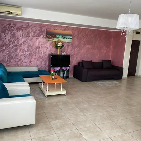 Apartment Ionut Summerland *
