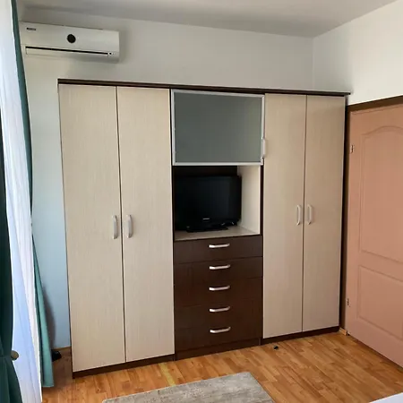 Ionut Summerland Apartment Mamaia
